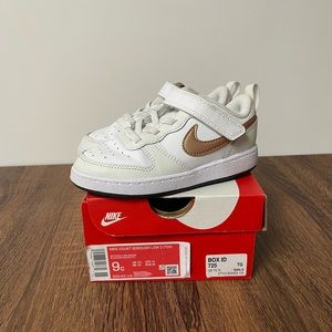 Toddler 9c Nike shoes